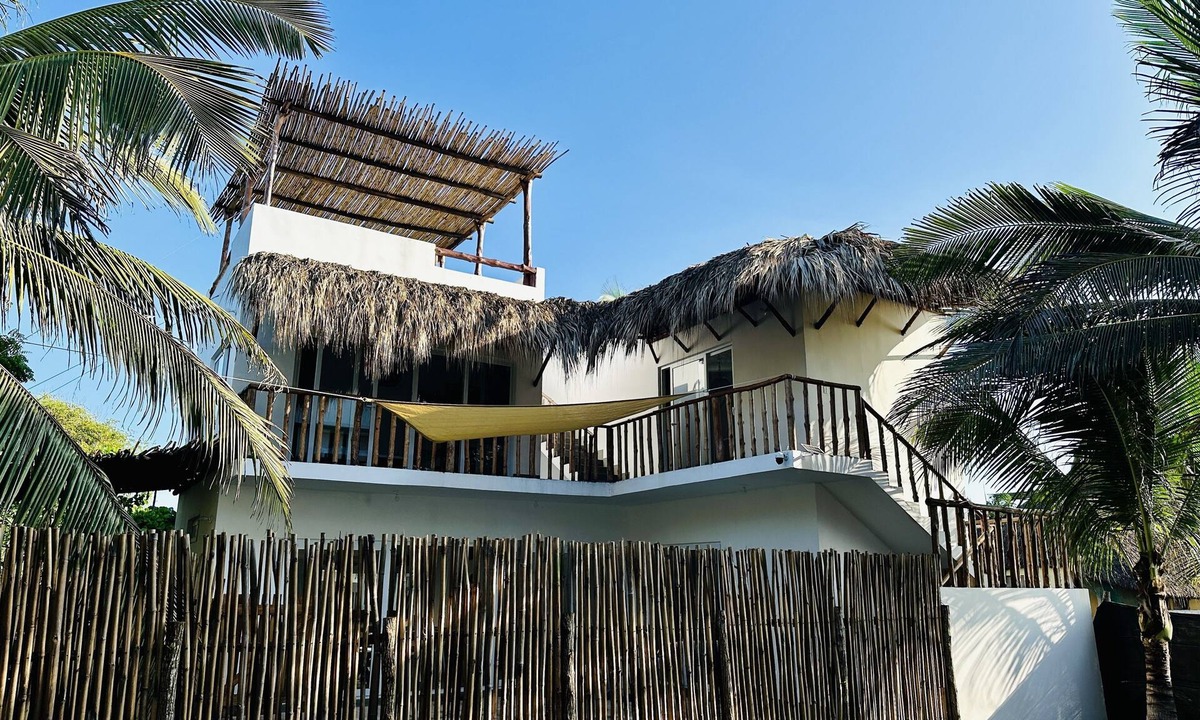 Colonia El Progreso Villa | Villa Wabi "En el paredón, Frente al mar"nn