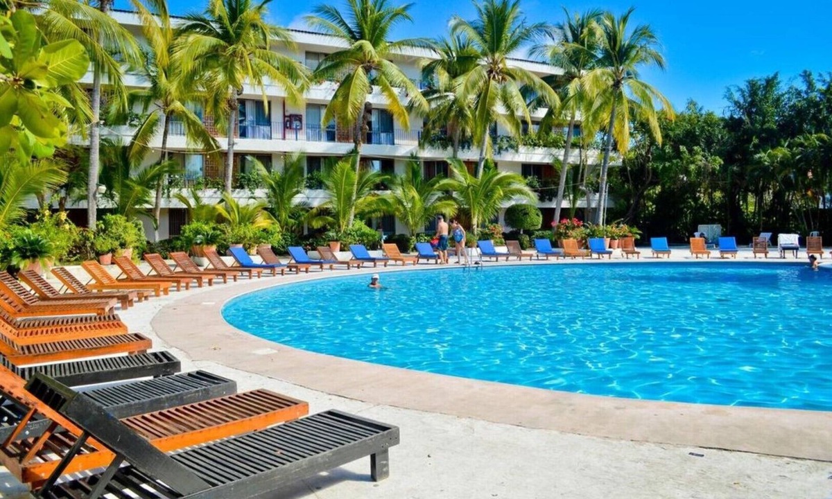 Ixtapa Hotel | Villas Paraiso Hotel/Room 11