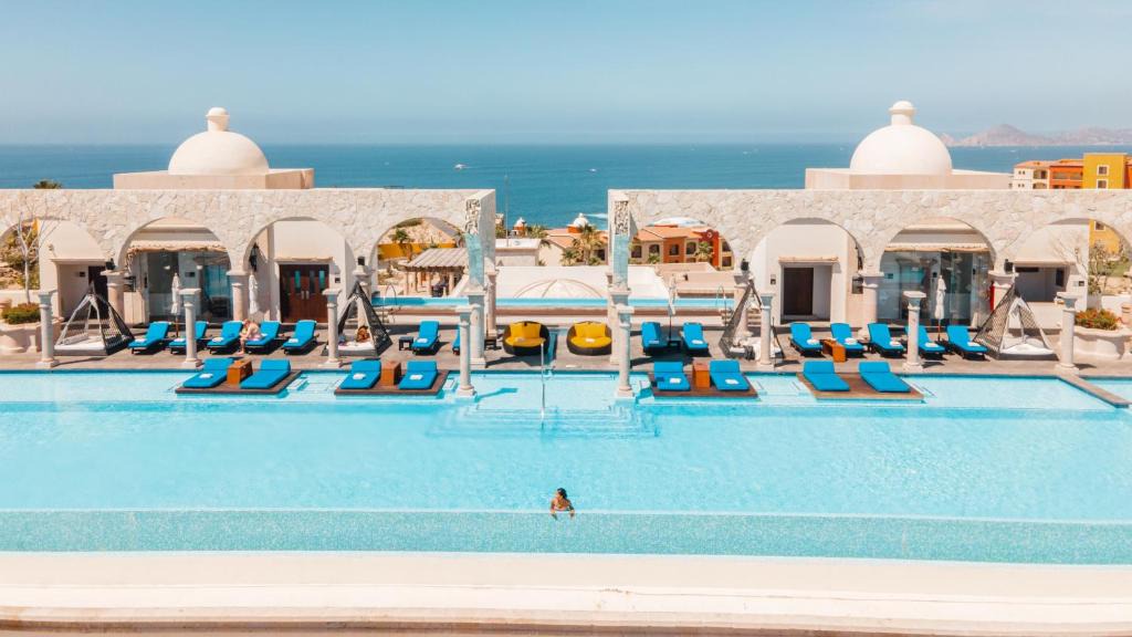 Cabo San Lucas Hotel | Vista Encantada Spa Resort & Residences