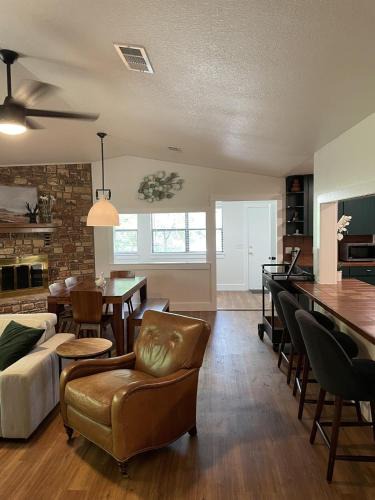 Horseshoe Bay House | Waterfront Lake House on Lake LBJ