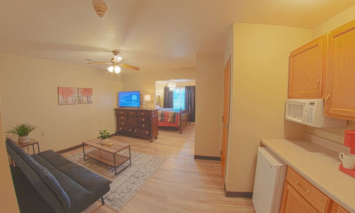 Waterloo Bed & Breakfast | Waterloo Suites King