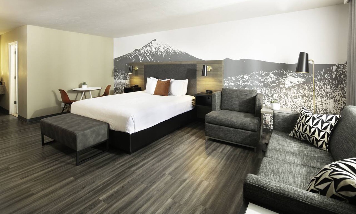 Orchard District Hotel | Waypoint Hotel