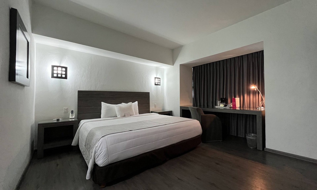 Venustiano Carranza Hotel | We Hotel Aeropuerto