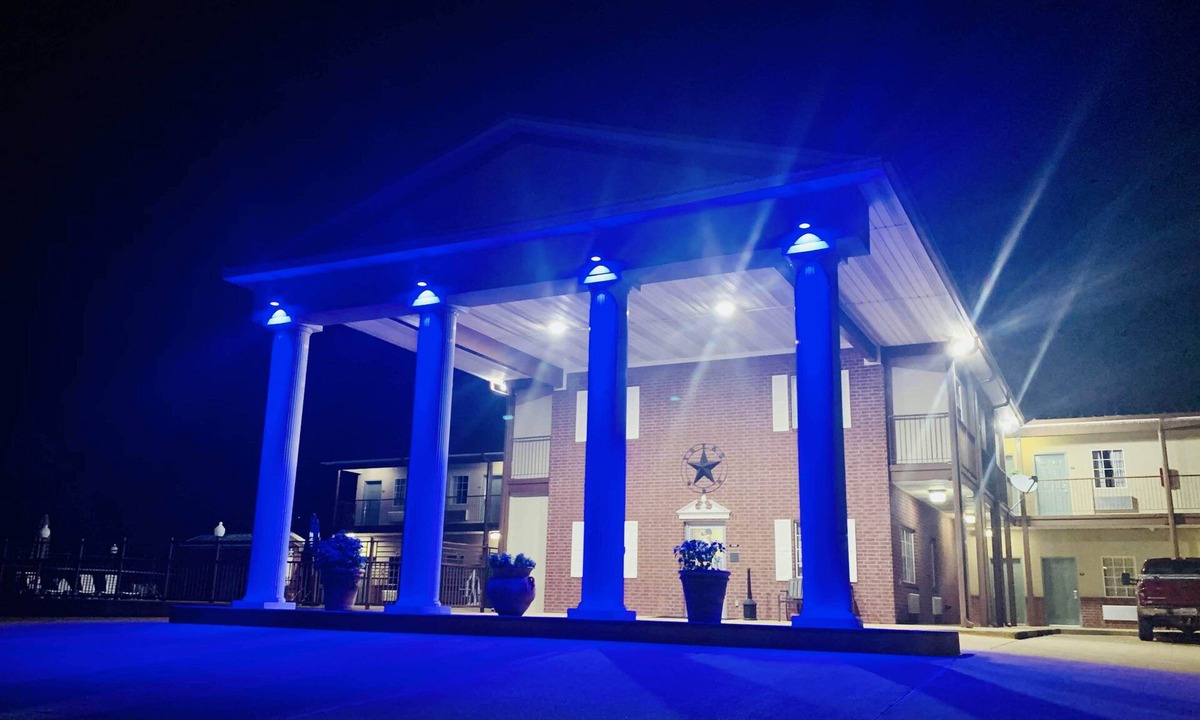 Rusk Hotel | Weston Inn & Suites