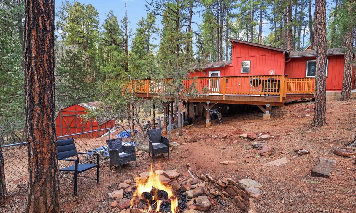 Strawberry House | Your HOME away from home!