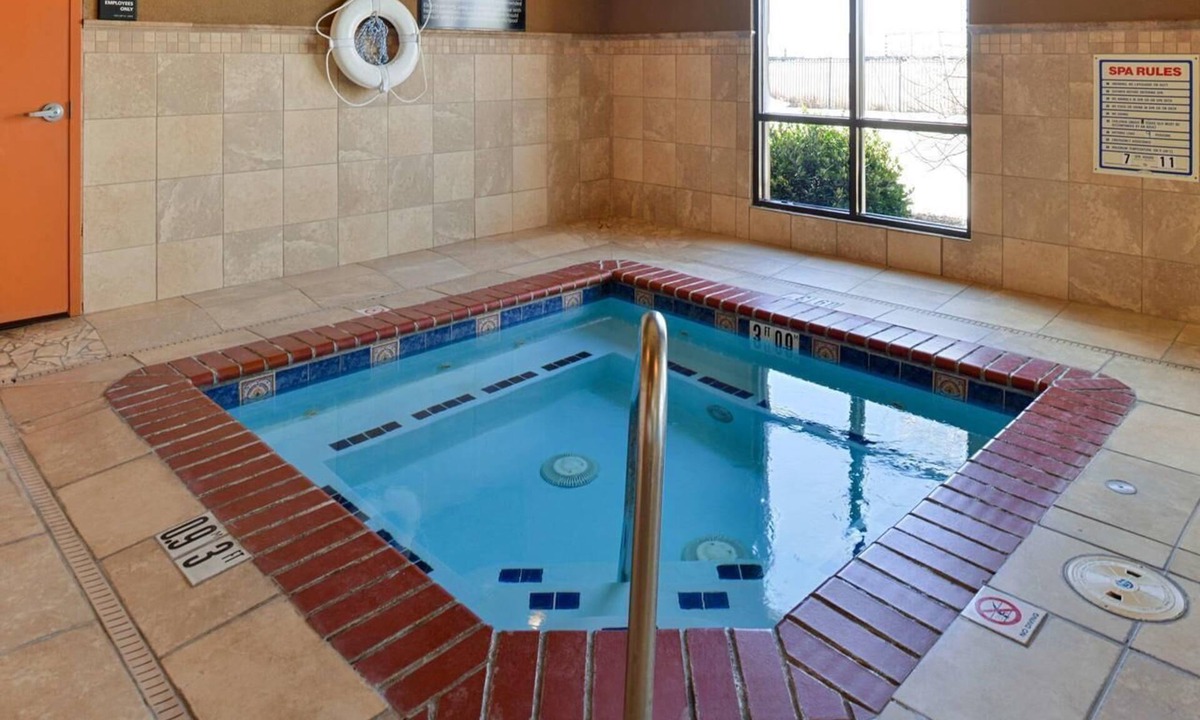 Westside Hotel | Your Relaxing Getaway Awaits! 2 Units, Indoor Pool, Pet-Friendly Property!