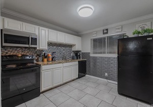 Beautiful Apartment at The Botanical Gardens #1