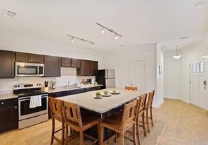 Cozy and Comfortable 3BD San Marcos Vector Suite