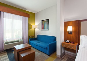 Holiday Inn Express & Suites Houston SW - Medical Ctr Area, an Ihg Hotel