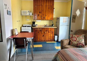 Sunfish Studio 1: Kingsland Pet Friendly with Pool!