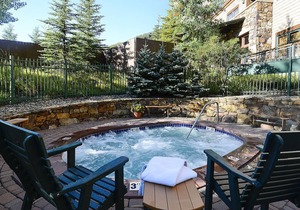 Zephyr Mountain Lodge 2419 | Extra Large Base Area Condo | Hip & Cool Decor | Foosball Table
