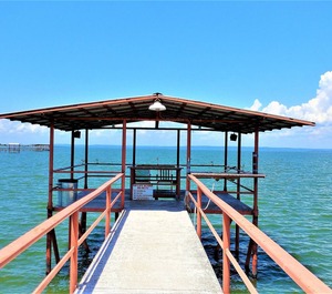 Waterfront Spacious Ft Covered Fishing 