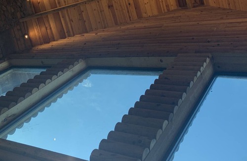 Arteaga Cabin | Área privada con una cabaña nueva equipado con todas las comodidades.