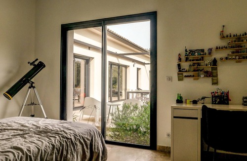 Saint-Restitut Villa | 02- La Villa d'Hadrien, piscine privée, et jardin