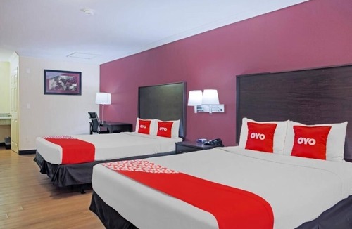 McAllen Hotel | 1 Unit Premium 2 Queen Bed | Outdoor Pool Getaway Pet Friendly & Free Parki