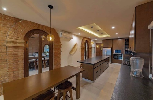 La Paz House | 10 Bdrm/22 guests Oceanfront Villa with pano views