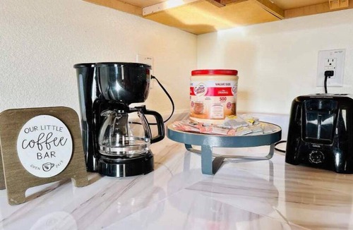 San Antonio House | 10 mins to Seaworld perfect blend of comfort, convenience, and charm.