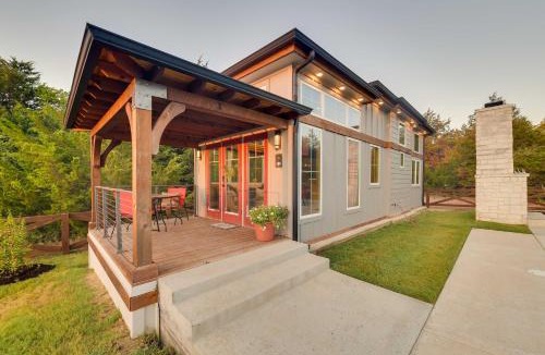 Whitney House | ~ 11 Mi to Lake Whitney: Tree-Lined Cabin w/Deck