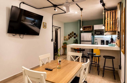 Monterrey House | 112-02-Hermoso Apartamento/10px/Ac/Wifi
