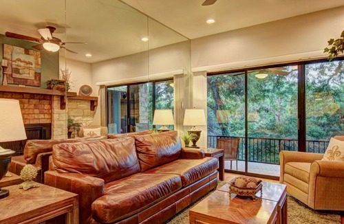 New Braunfels Condo | 112 m² Condo ∙ 3 bedrooms ∙ 8 guests