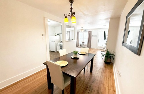 Tobin Hill House | 1BR/1BA Walk Downtown Riverwalk, Golf, Zoo & Pearl