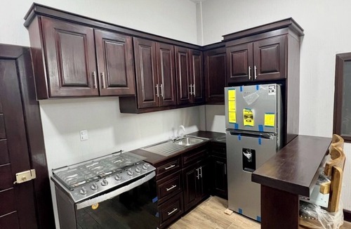 Puerto Santo Tomas de Castilla House | 2-bedroom townhome in amazing Puerto Barrios with AC comfort