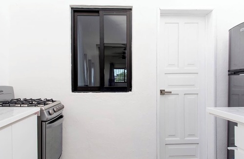 Centro Apartment | 2 Bedrooms, Sleeps 6, Kitchen, Strong Wi-Fi