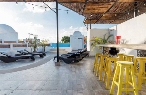 Centro Apartment | 2 Bedrooms, Sleeps 6, Kitchen, Strong Wi-Fi
