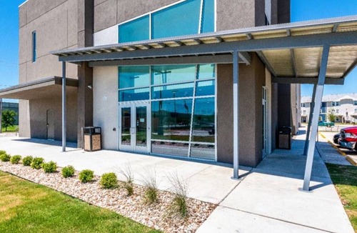 San Marcos Apartment | 2 Full Beds | Mobil Access Tub Nsmk Kitchen