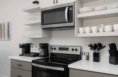 Harlingen House | 2 Luxury Homes w/ 2Pools |Walk to Hospital & Cafes