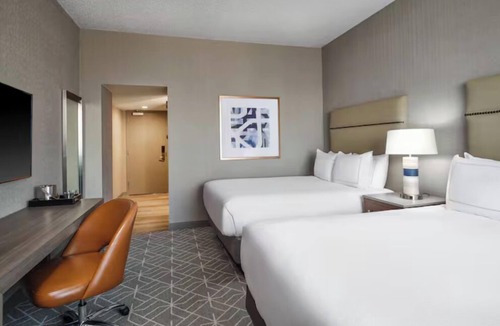 Richardson Hotel | 2 Modern Rooms Close to Eisemann Center & CityLine – Prime Location