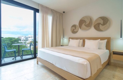 Downtown Hotel | 2 Modern Suites w/Private Balcony and Kitchen | 150m to Frida Kahlo Museum