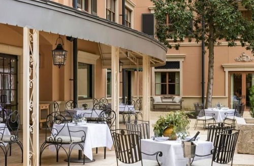 Uptown Hotel | 2 Premier Suite Pool View Balcony | Hotel Granduca | Near High-End Shopping