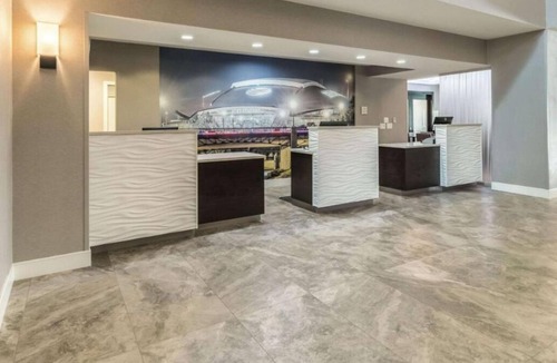 Arlington Hotel | 2 x 2 Double Beds, Non-Smoking at La Quinta Inn by Wyndham Arlington