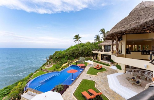 Santa Maria Huatulco Villa | 2010 - Villa Allure