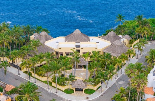 Santa Maria Huatulco Villa | 2010 - Villa Allure