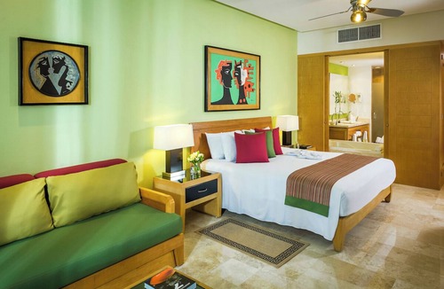 Nuevo Vallarta Hotel | 2Bdrm VIDANTA Grand Mayan Hotel Suite - Rivera Maya LOCATION