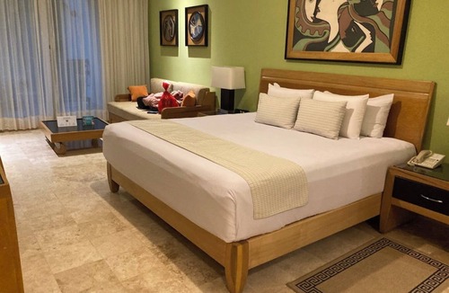 Nuevo Vallarta Hotel | 2Bdrm VIDANTA Grand Mayan Hotel Suite - Rivera Maya LOCATION
