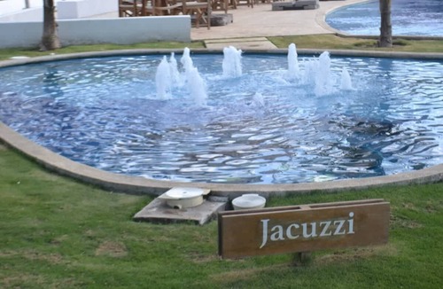 Monterrico Villa | 2br | 7 guests | private jacuzzi in Monterrico