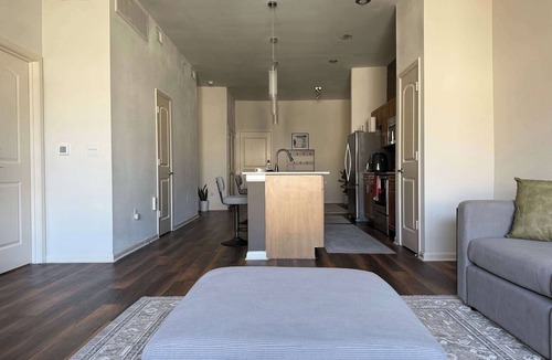 North Burnet Apartment | 2BR/Modern Haven/Across from Gucci at The Domain