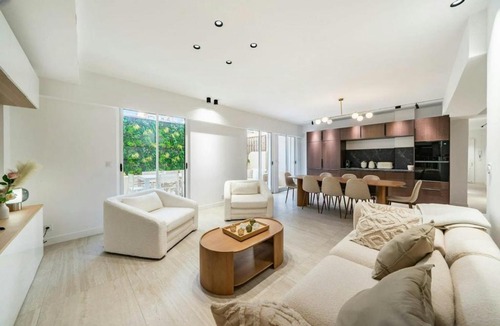 Cap-d'Antibes Hotel | 2Rue Villa with Private Pool - Beachfront