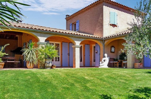Roquemaure House | 3 bedroom accommodation in Roquemaure