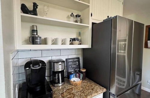 Canyon Lake House | 3 Kings! Hot Tub/Pool-Fire Pit-GameRm GYM+ PickleB