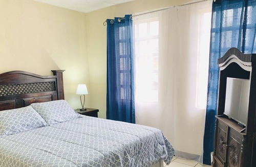 Quetzaltenango House | 3 Rooms Colonial style house 2 levels