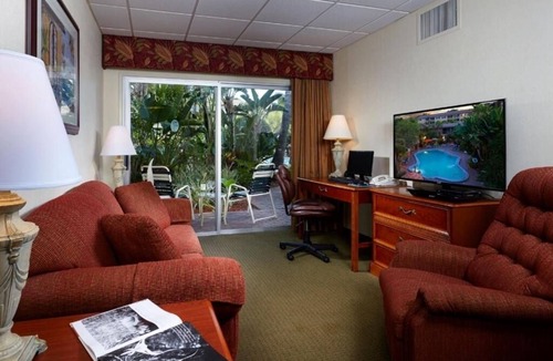 Moorings Hotel | 3 Units | Naples Location | Near Downtown & Beaches