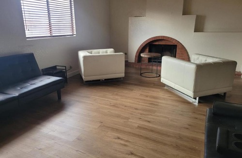 Palmdale House | 3BR & Loft - Shared Home near Palmdale Hospital