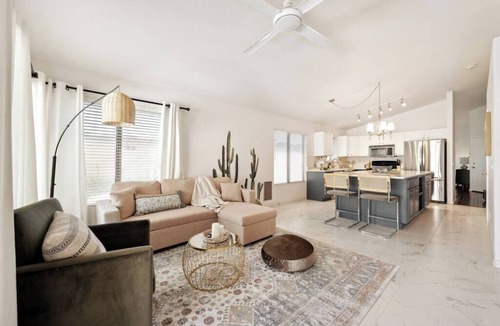 Desert Ridge Villa | 3BR Pool w/Waterfall and Mini Golf. Near JW Resort.