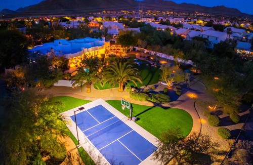 Cactus Acres Villa | 3MillionLuxWaterSlide GetawayPickleBallGolf