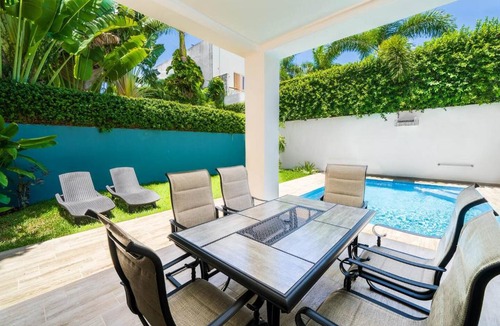 Cancun Villa | 4 Bedroom Luxury Villa with Private Pool