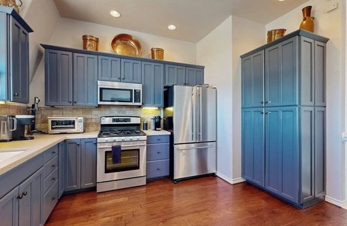 Spicewood House | 4-bedroom spacious home with guest house & pool, located on 9 acres of land
